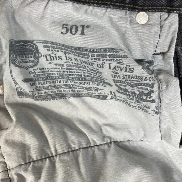 Levi's 501 Distressed Black Denim Shorts 26 1.5" inseam coastal cowgirl edgy - Picture 11 of 11